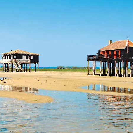 Centre - Joli T3 Confort - 4 Personnes - Balcons - Parking Securise - Fr-1-420-34 * Arcachon